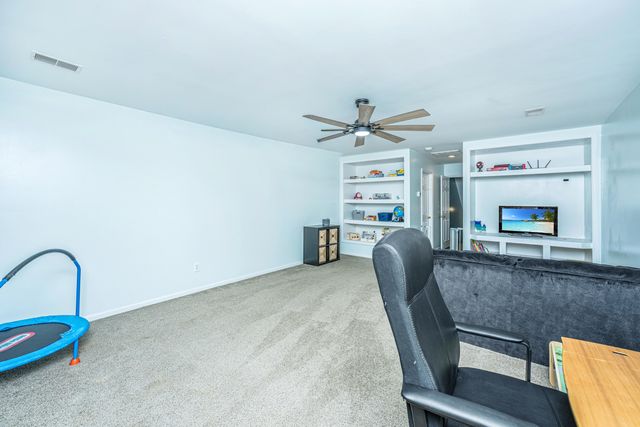 7315 Coopers Hawk Drive, Hanahan, SC 29410