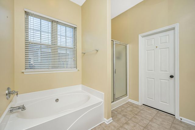 7315 Coopers Hawk Drive, Hanahan, SC 29410