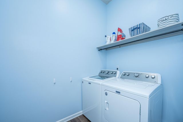 7315 Coopers Hawk Drive, Hanahan, SC 29410