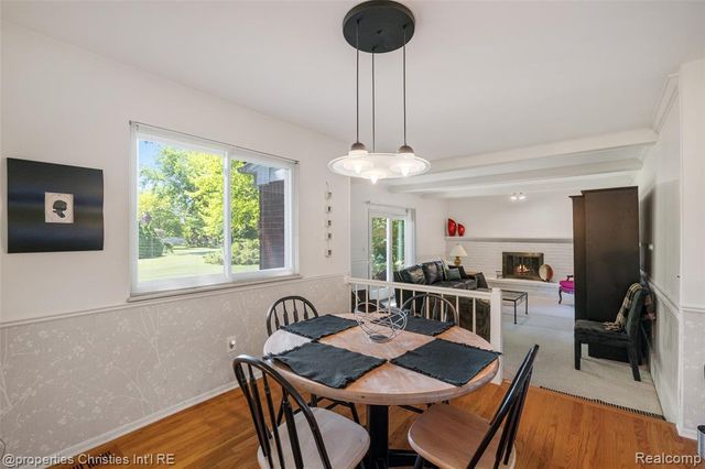 89 Maclynn Drive, Troy, MI 48098