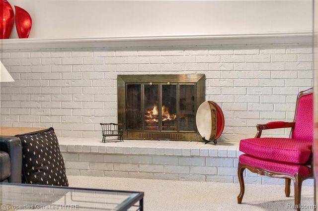 89 Maclynn Drive, Troy, MI 48098