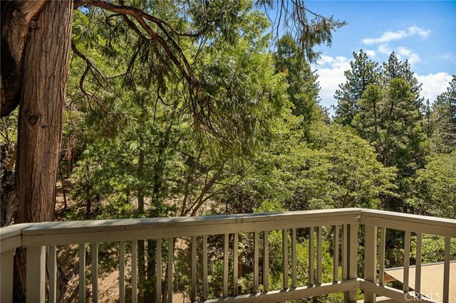 2343 Spring Oak, Running Springs, CA 92382