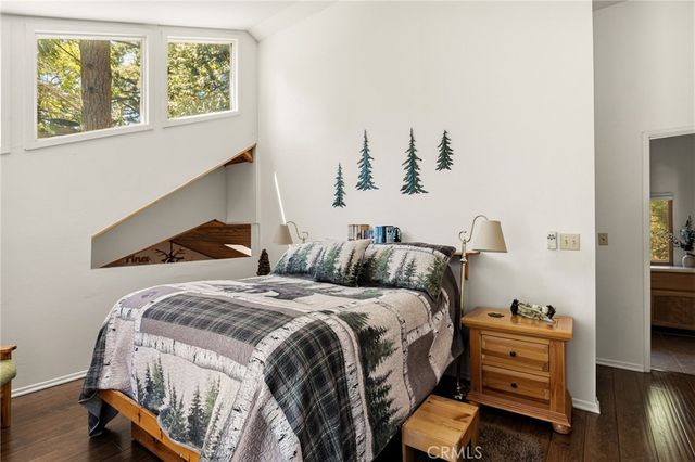 2343 Spring Oak, Running Springs, CA 92382