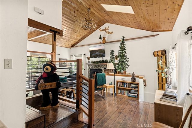 2343 Spring Oak, Running Springs, CA 92382