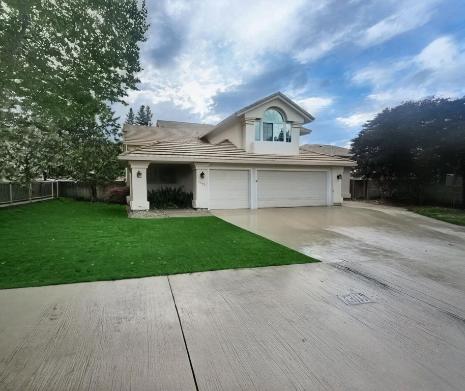 6302 Moonstone Dr, Rocklin, CA 95677