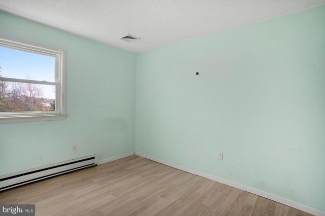 27 MEDITERRANEAN CT, Barnegat, NJ 08005