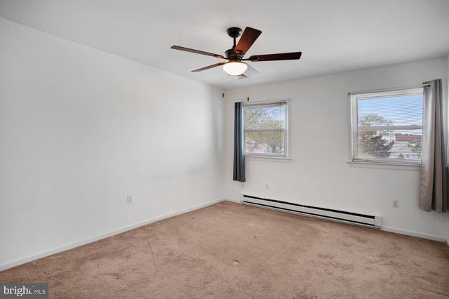 27 MEDITERRANEAN CT, Barnegat, NJ 08005