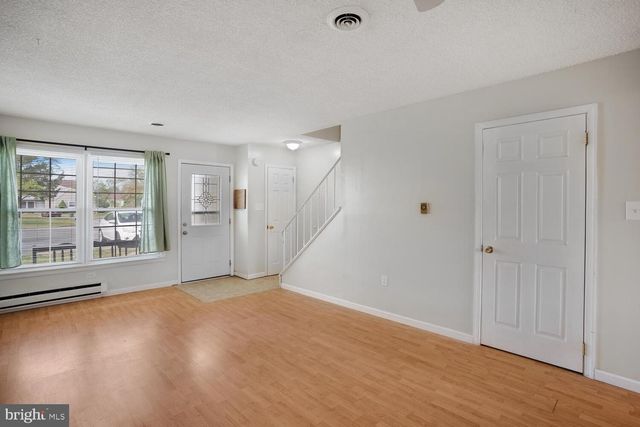 27 MEDITERRANEAN CT, Barnegat, NJ 08005