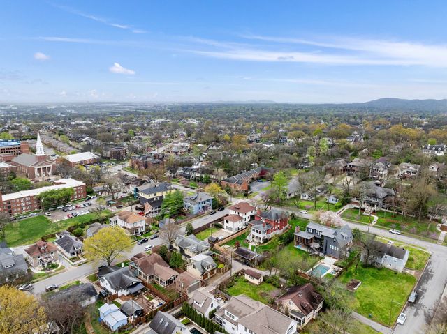 1800 Blair Blvd, Nashville, TN 37212