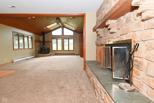 116 Hadley Woodland, Mooresville, IN 46158