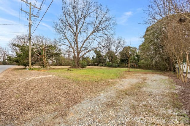 305 North Street, Belmont, NC 28012