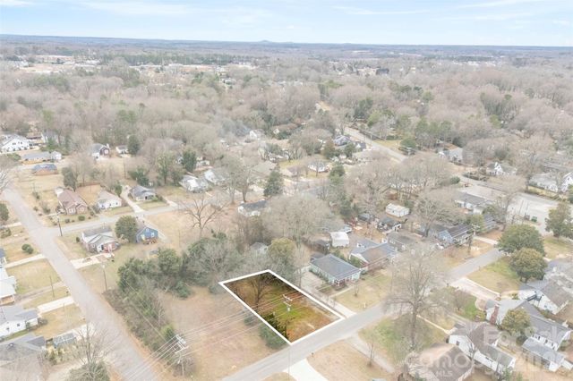 305 North Street, Belmont, NC 28012