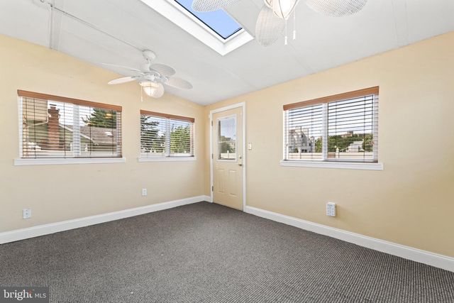 59 DUNHILL DR, Voorhees, NJ 08043