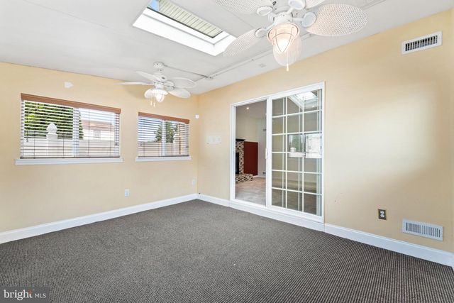 59 DUNHILL DR, Voorhees, NJ 08043