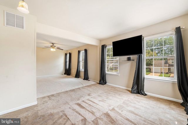 59 DUNHILL DR, Voorhees, NJ 08043