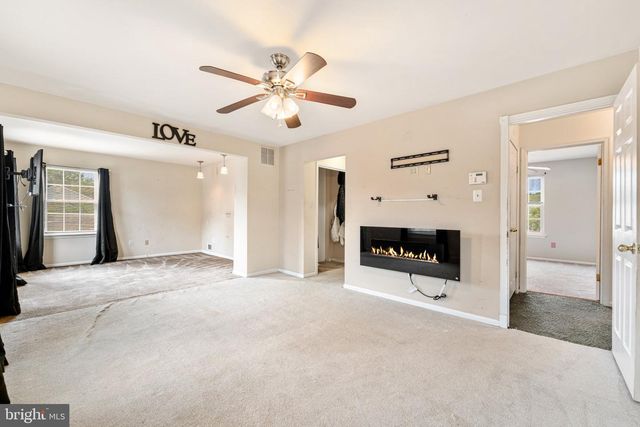 59 DUNHILL DR, Voorhees, NJ 08043