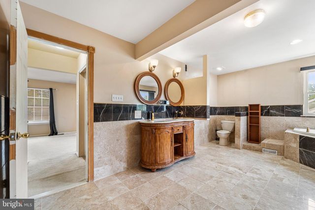 59 DUNHILL DR, Voorhees, NJ 08043