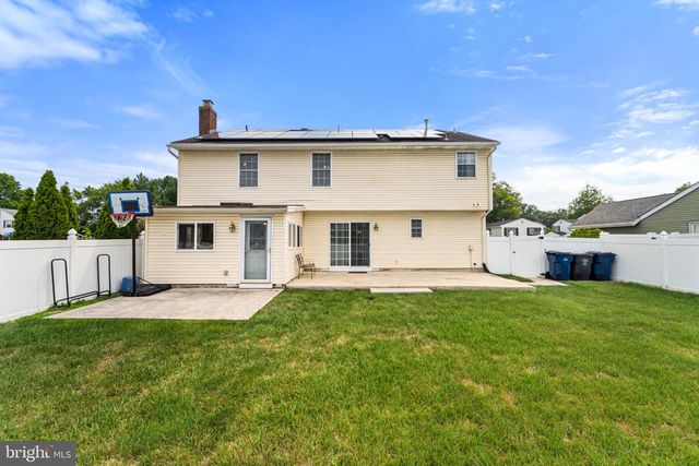 59 DUNHILL DR, Voorhees, NJ 08043