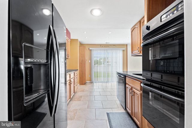 59 DUNHILL DR, Voorhees, NJ 08043