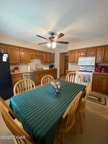 2021 S Porter Avenue, Joplin, MO 64804