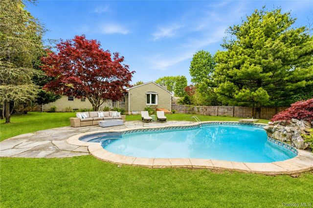 1545 Indian Neck Lane, Peconic, NY 11958