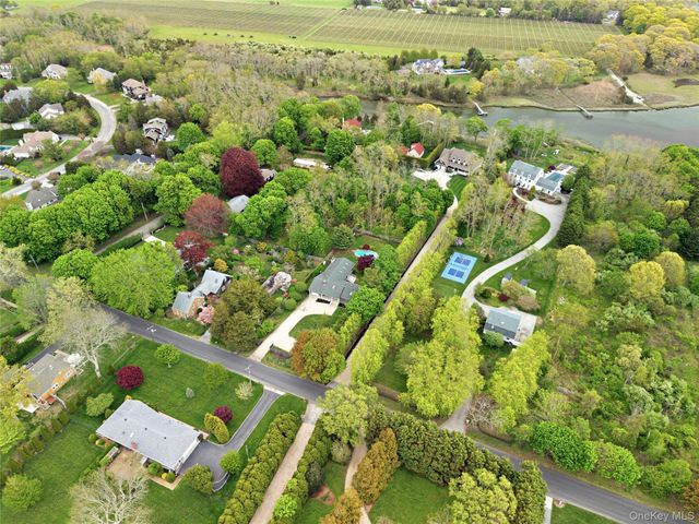 1545 Indian Neck Lane, Peconic, NY 11958