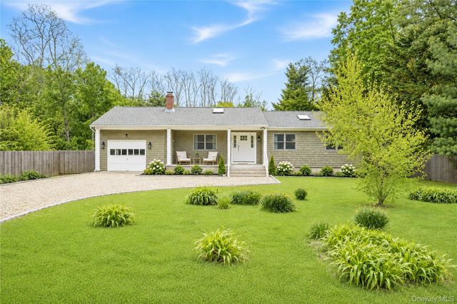 1545 Indian Neck Lane, Peconic, NY 11958