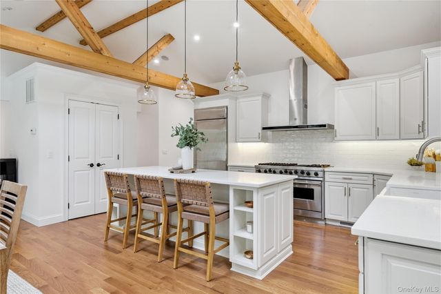 1545 Indian Neck Lane, Peconic, NY 11958