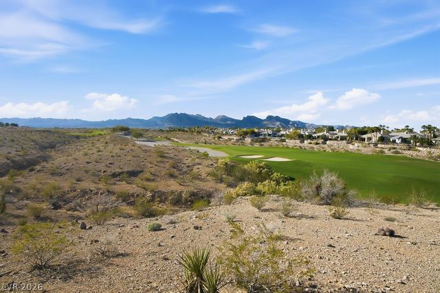9224 Tesoras Drive 301, Las Vegas, NV 89144