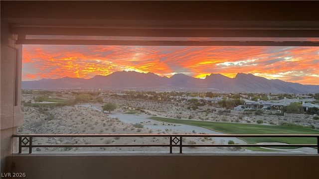 9224 Tesoras Drive 301, Las Vegas, NV 89144