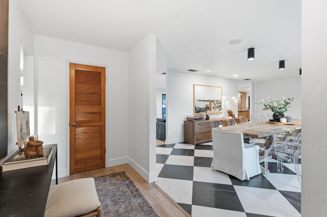 5708 N Pleasant Avenue, Fresno, CA 93711
