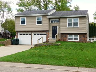 3329 Millcrest Drive, Orion Charter Township, MI 48360