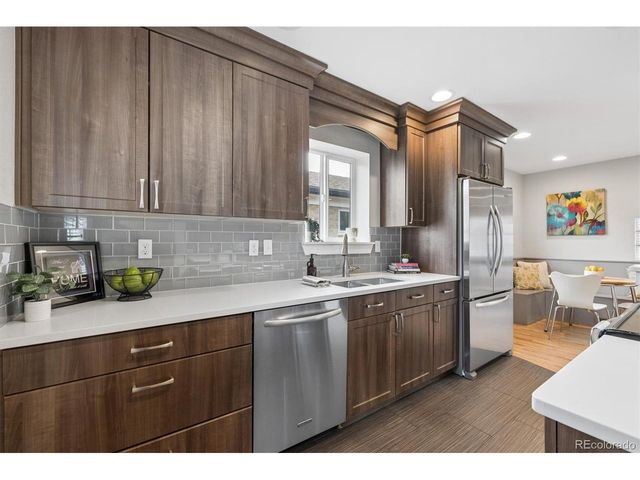 2634 Ivanhoe St, Denver, CO 80207