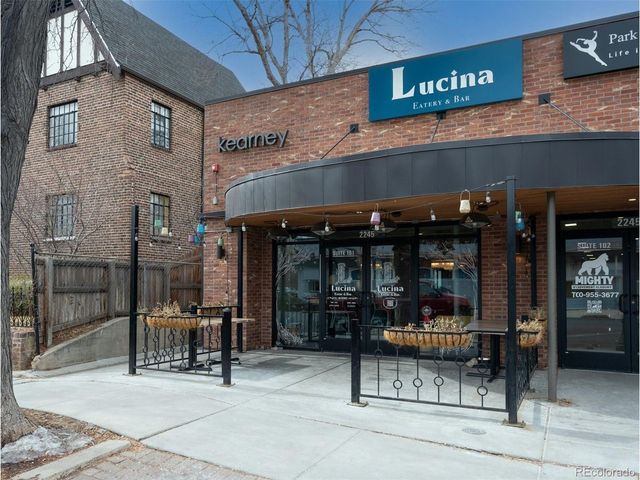 2634 Ivanhoe St, Denver, CO 80207