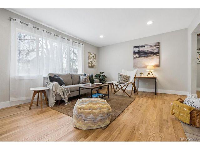 2634 Ivanhoe St, Denver, CO 80207