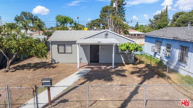 15321 S Frailey Avenue, Compton, CA 90221
