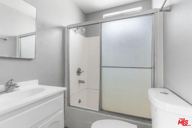 15321 S Frailey Avenue, Compton, CA 90221