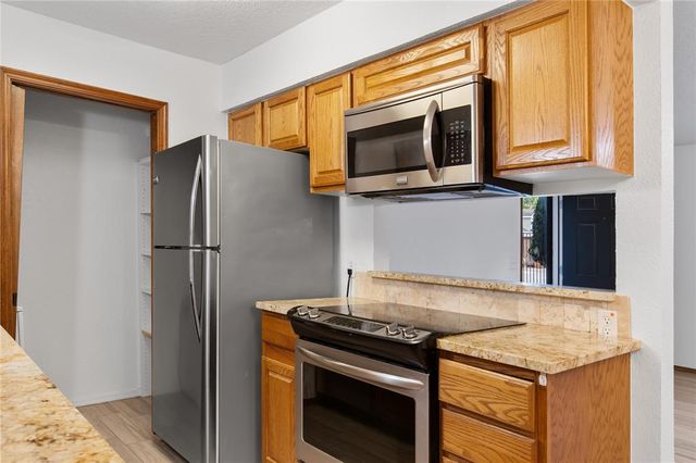 3200 W Britton Road 105, The Village, OK 73120