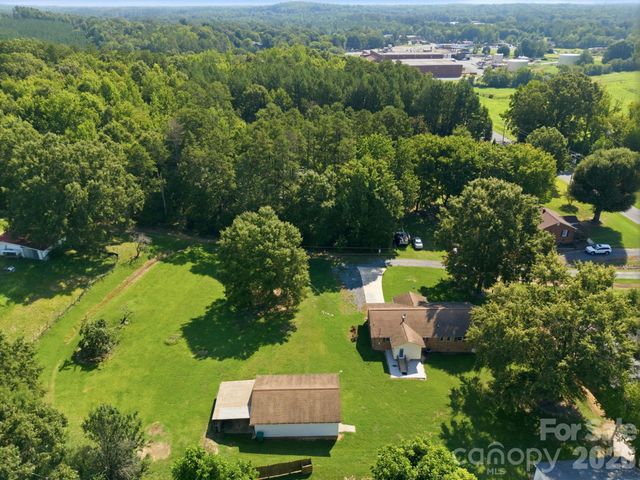 558 Snuggs Street, Albemarle, NC 28001