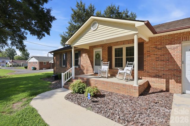 558 Snuggs Street, Albemarle, NC 28001