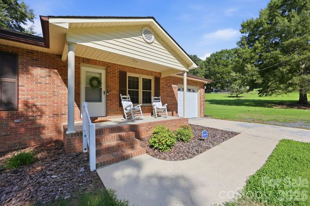 558 Snuggs Street, Albemarle, NC 28001