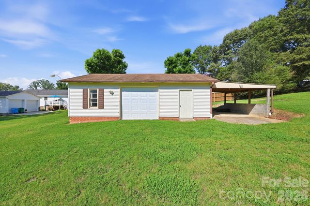 558 Snuggs Street, Albemarle, NC 28001