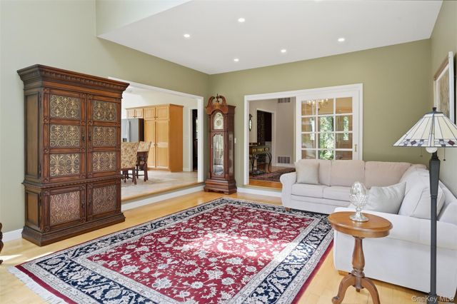 28 Enright Lane, Montgomery, NY 12549