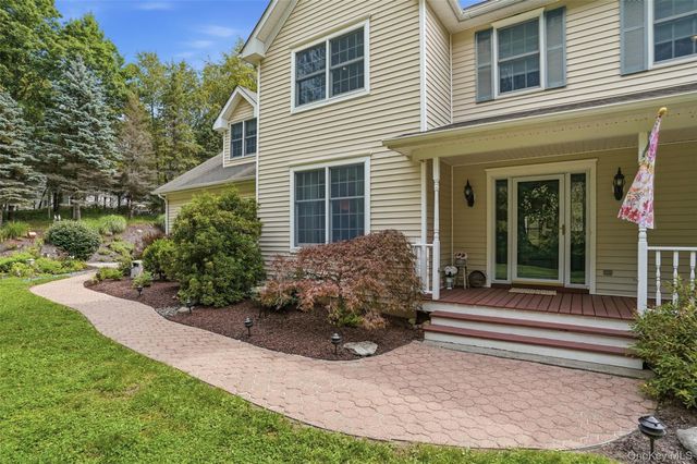 28 Enright Lane, Montgomery, NY 12549