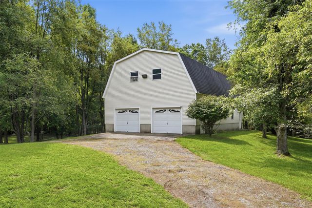 28 Enright Lane, Montgomery, NY 12549
