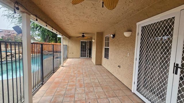 3299 W Stuart Avenue, Fresno, CA 93711