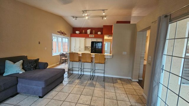 3299 W Stuart Avenue, Fresno, CA 93711