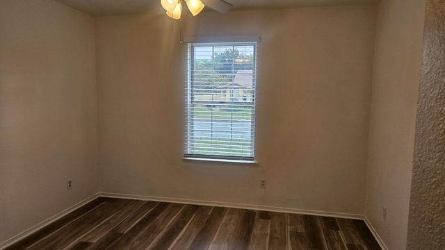 3299 W Stuart Avenue, Fresno, CA 93711