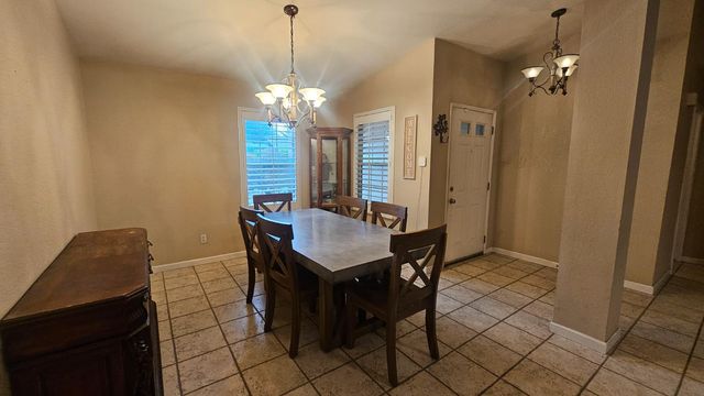 3299 W Stuart Avenue, Fresno, CA 93711