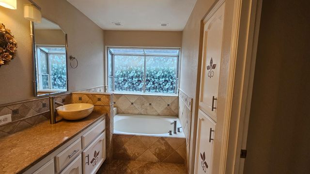 3299 W Stuart Avenue, Fresno, CA 93711